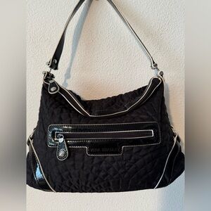 VERA BRADLEY Black Quilted Medium Shoulder Bag